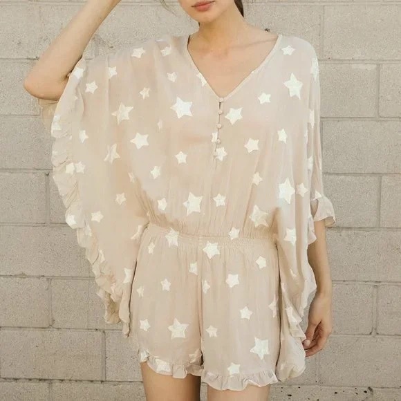 STORIA Beige Ruffled hem embroidered stars Romper size medium - Picture 5 of 10